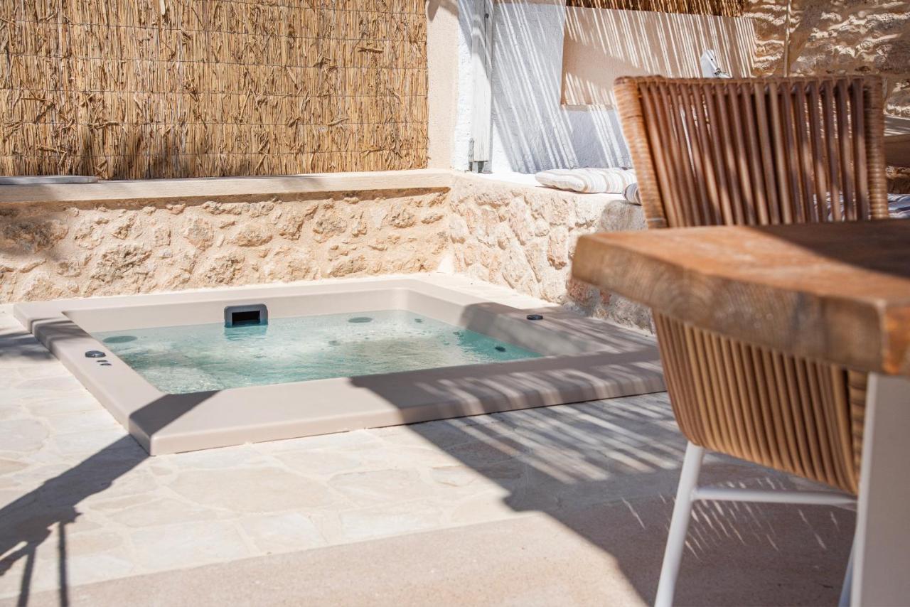 Terra E Sole Spa Suite Aegina Vathí Exteriör bild