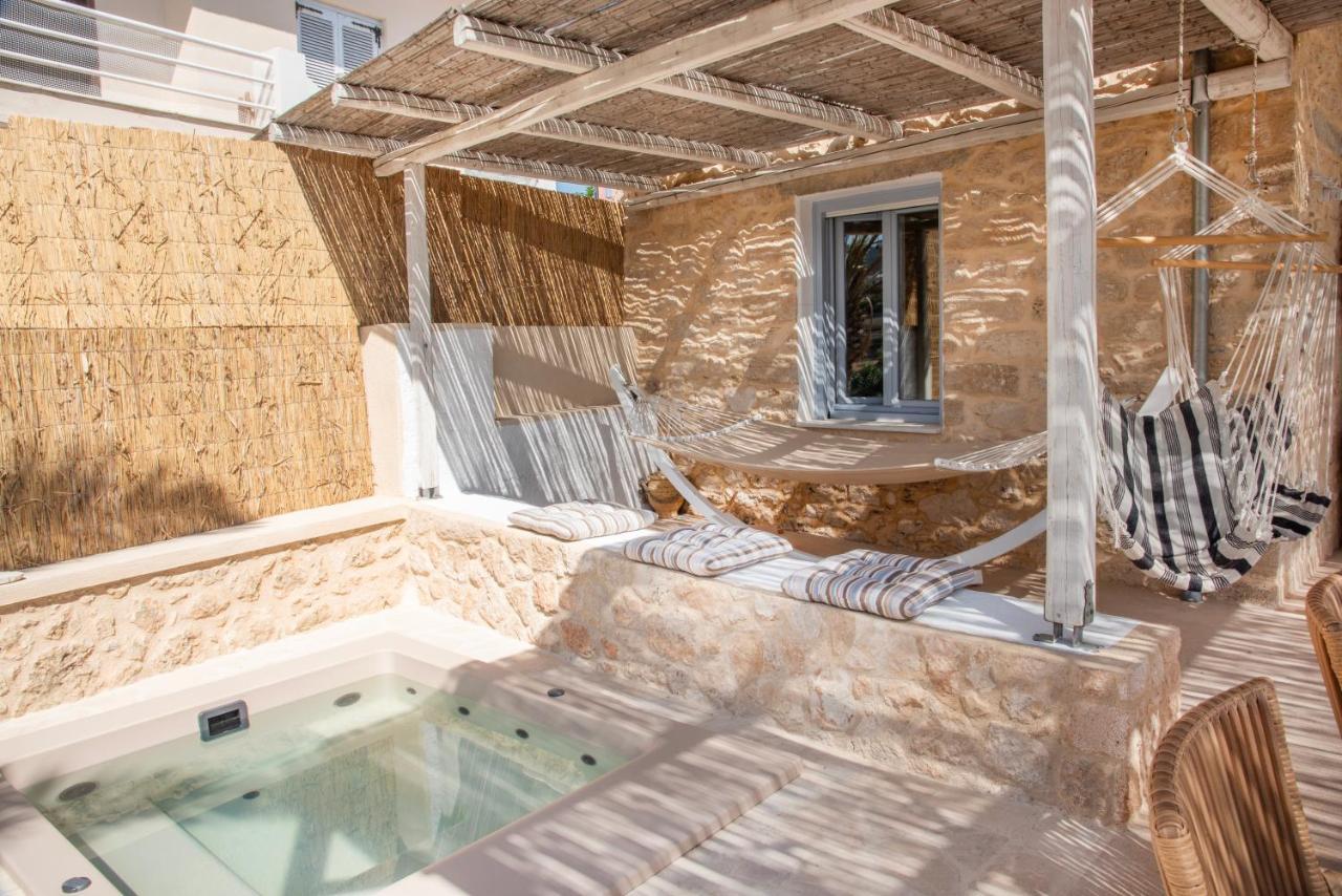 Terra E Sole Spa Suite Aegina Vathí Exteriör bild